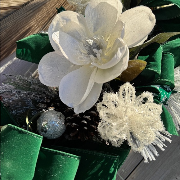 SOLD LOCALLY. Winter Magnolia Swag/Centerpiece/Door Hanger - Picture 6 of 16